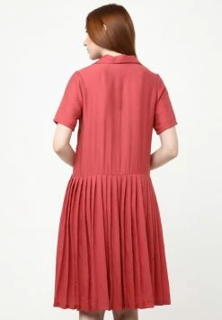 Madam-T TEODORINA - Robe Chemise - Preiselbeere -Madam-T Soldes 2022 cc739868c11e42a982f57e3ab64e3de7