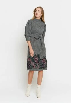 Madam-T MARENA - Robe De Jour - Grau, Lila -Madam-T Soldes 2022 ce1906cdef4f4fd385825e5498eedf10