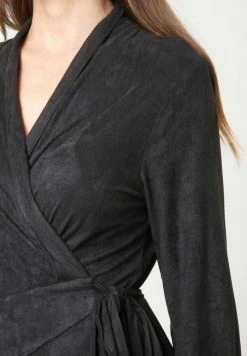 Madam-T Robe De Jour - Schwarz -Madam-T Soldes 2022 ce96c9b92fa54340b14f5b3d2430110c