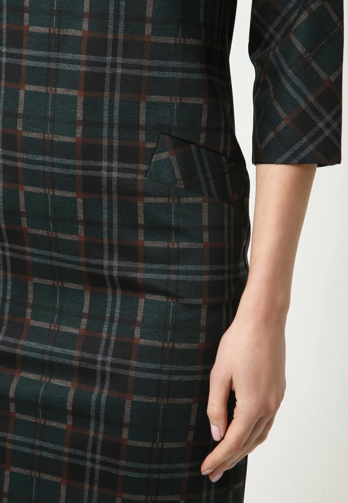 Madam-T Robe En Jersey - Schwarz Grün 6 Madam-T Robe En Jersey - Schwarz Grün – Image 6