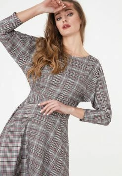 Madam-T ASUANA - Robe De Jour - Grau/ Weinrot 11 Madam-T ASUANA - Robe De Jour - Grau/ Weinrot -Madam-T Soldes 2022 d03341aa00f44e8f8d82805a3e574a24