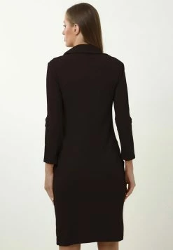 Madam-T Robe De Jour - Braun -Madam-T Soldes 2022 d10e92f1c1e749bfbdda1084a8b5878a