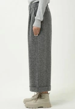 Madam-T TRESSA - Pantalon Classique - Schwarz/weiß 13 Madam-T TRESSA - Pantalon Classique - Schwarz/weiß -Madam-T Soldes 2022 d2b2753fa22b4795a346bc5bd165e4bd