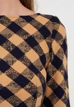 Madam-T MUARA - Robe Fourreau - Beige/blau 12 Madam-T MUARA - Robe Fourreau - Beige/blau -Madam-T Soldes 2022 d30cbb8de794474587ba601fcec849e1