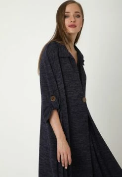 Madam-T GILBERTA - Robe Pull - Blau -Madam-T Soldes 2022 d3b166d904c2483d92b426661fa76563