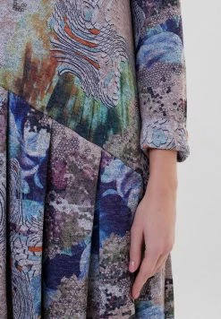 Madam-T DEMETRANA - Robe Pull - Beige/ Blau -Madam-T Soldes 2022 d3d1b699c42648c08ec96af3f5494bb5