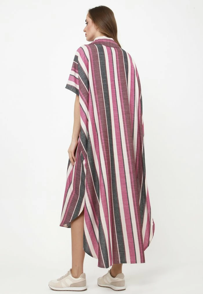 Madam-T KORNA - Robe Longue - Fuchsia/black 3 Madam-T KORNA - Robe Longue - Fuchsia/black – Image 3