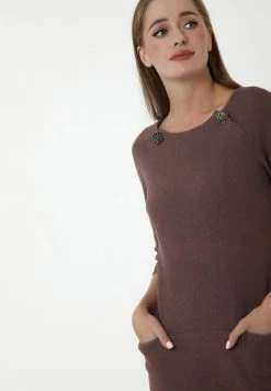 Madam-T FERULE - Robe Fourreau - Hellbraun -Madam-T Soldes 2022 d54206efd8de438d83e838c415600c4e