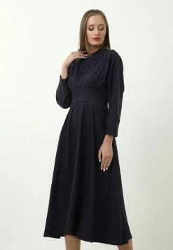 Madam-T KENAVA - Robe De Jour - Lila