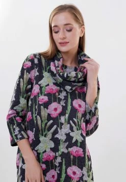 Madam-T SAPPHIRE - Robe Pull - Anthrazit/rosa -Madam-T Soldes 2022 dbcbc5d66e024d81837a3cea27835532