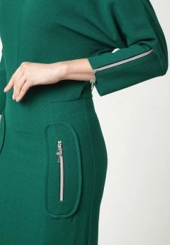 Madam-T FAUSTINA - Robe Pull - Smaragdgrün -Madam-T Soldes 2022 df4b5c3f647e49ed8665b6035ba6de04