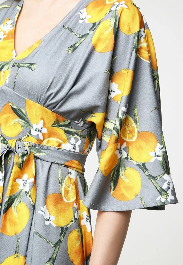 Madam-T Robe De Jour - Grau Gelb 6 Madam-T Robe De Jour - Grau Gelb – Image 6