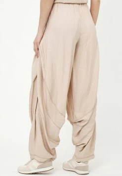 Madam-T Pantalon Classique - Beige -Madam-T Soldes 2022 e4471e8f1ac24d248511e890289b5ef4