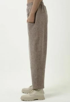 Madam-T HOSE RENE - Pantalon De Survêtement - Brown -Madam-T Soldes 2022 e87d18fa527240149c04d00525ddd641