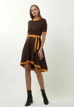 Madam-T SAMBRA - Robe De Jour - Braun -Madam-T Soldes 2022 eba069ba48b24df28c4346cbb8c5f36a