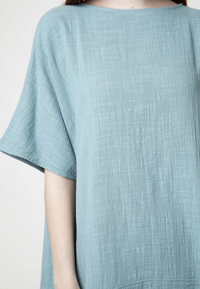 Madam-T ASHLEY - Robe De Jour - Blue Grey 6 Madam-T ASHLEY - Robe De Jour - Blue Grey – Image 6