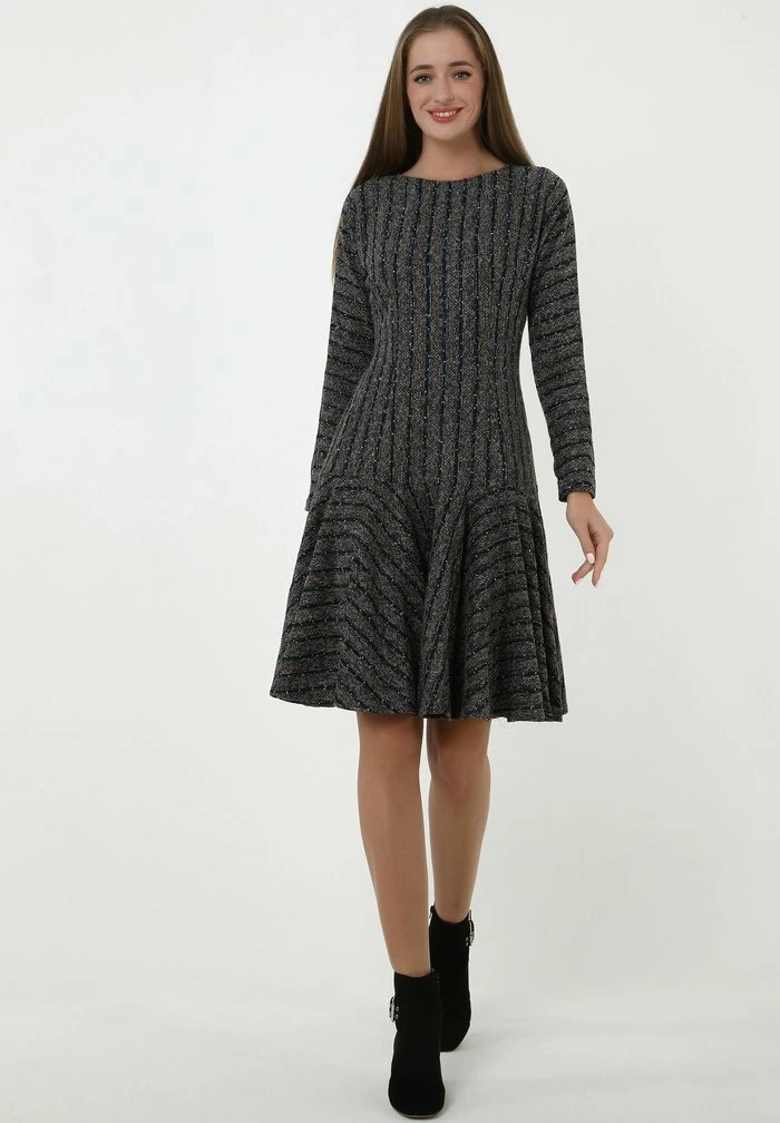 Madam-T SAMARA - Robe Pull - Grau Hellbraun 2 Madam-T SAMARA - Robe Pull - Grau Hellbraun – Image 2