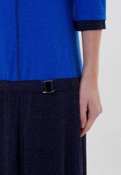 Madam-T VARZINA - Robe Longue - Indigo 16 Madam-T VARZINA - Robe Longue - Indigo -Madam-T Soldes 2022 ecc379d159ba41989947b50150c118e7