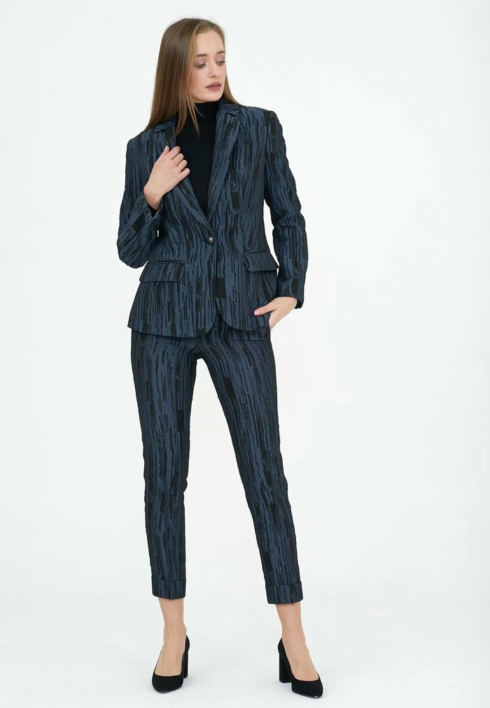 Madam-T MARIO - Pantalon Classique - Schwarz/blau 5 Madam-T MARIO - Pantalon Classique - Schwarz/blau – Image 5