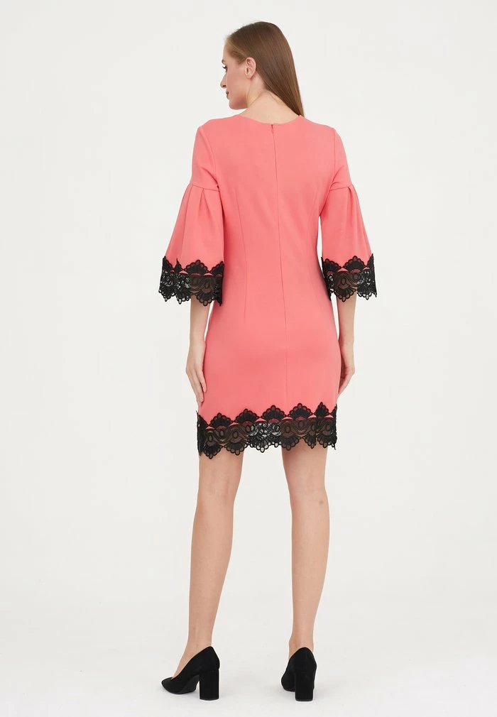 Madam-T DEGA - Robe Fourreau - Erapitals 3 Madam-T DEGA - Robe Fourreau - Erapitals – Image 3