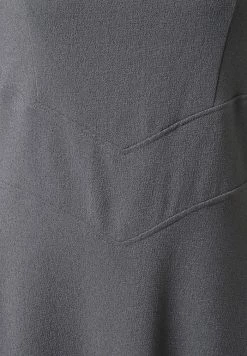 Madam-T Robe De Jour - Dunkelgrau 10 Madam-T Robe De Jour - Dunkelgrau -Madam-T Soldes 2022 ef5fc94af16949cd952471780fa42357