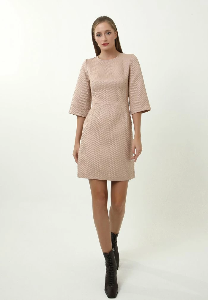 Madam-T SONATERA - Robe De Jour - Beige 2 Madam-T SONATERA - Robe De Jour - Beige – Image 2