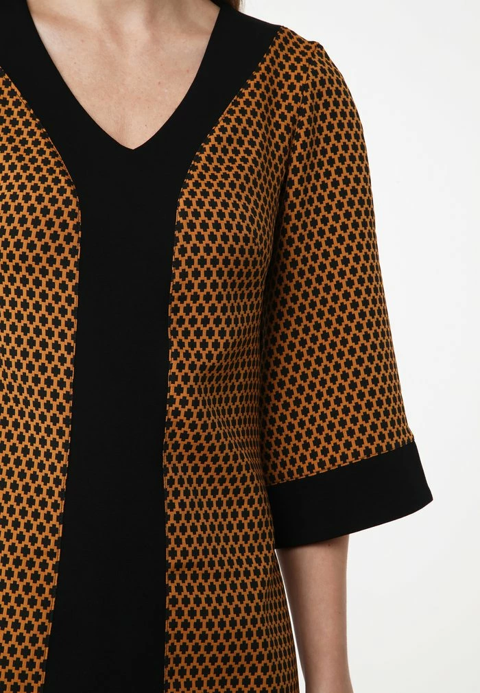 Madam-T REINA - Robe De Jour - Schwarz/ Senf 6 Madam-T REINA - Robe De Jour - Schwarz/ Senf – Image 6