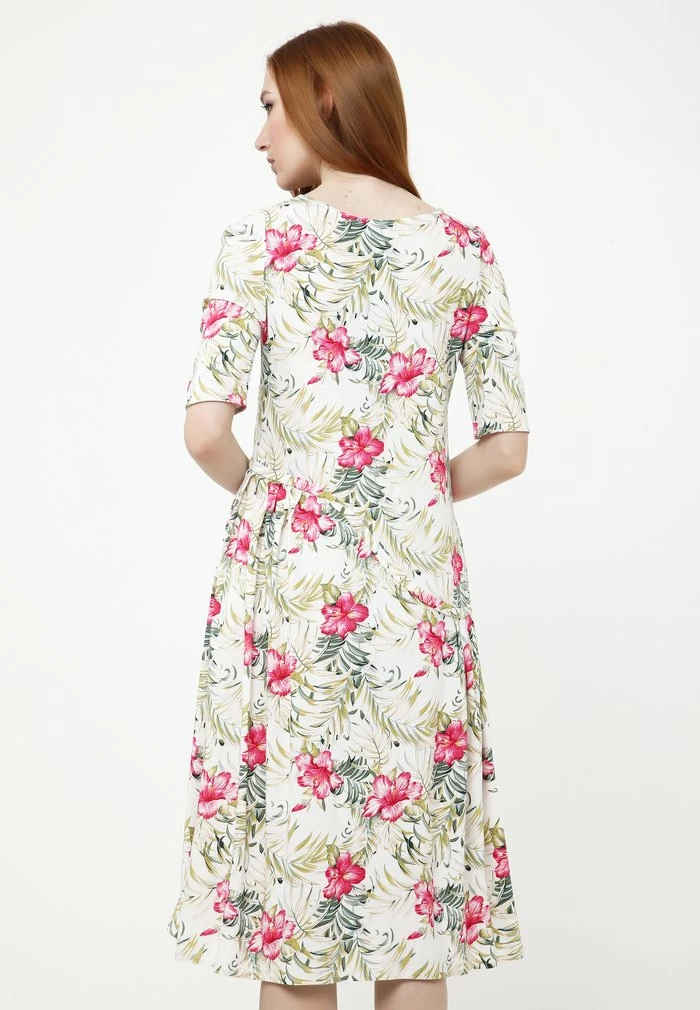 Madam-T Robe De Jour - Beige Rosa 3 Madam-T Robe De Jour - Beige Rosa – Image 3