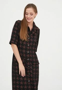 Madam-T ORSOLA - Robe Chemise - Schwarz/rot -Madam-T Soldes 2022 f3f502d8a155473daf6331272aabb664