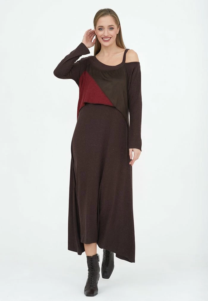 Madam-T KALATANA - Robe De Jour - Die Besetzung, Emanine Red 2 Madam-T KALATANA - Robe De Jour - Die Besetzung, Emanine Red – Image 2