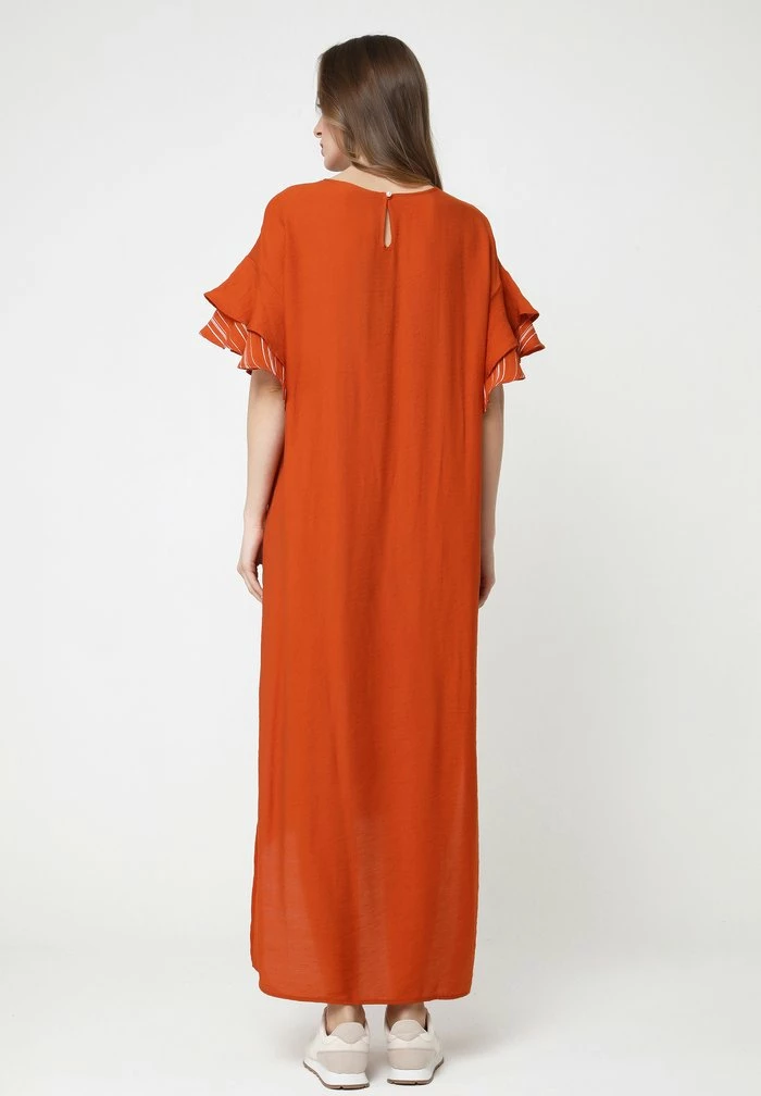 Madam-T SATINESSA - Robe Longue - Ingwer 3 Madam-T SATINESSA - Robe Longue - Ingwer – Image 3