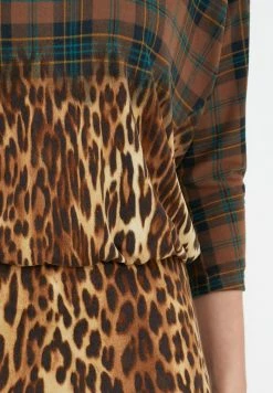 Madam-T ERMINIA - Robe Longue - Brantorn Grün -Madam-T Soldes 2022 f5f8f9b1883840dcbcbfa02381657bc9