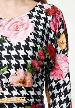 Madam-T KOMBINA - Robe Longue - Weiß Schwarz 12 Madam-T KOMBINA - Robe Longue - Weiß Schwarz -Madam-T Soldes 2022 f6af5e96db3e49a3aa7a94edef3f5c43