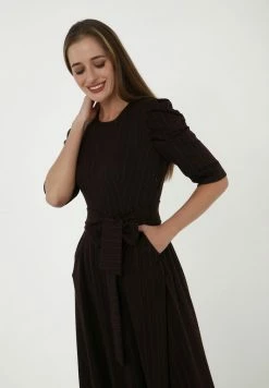 Madam-T ANGE - Robe Longue - Braun -Madam-T Soldes 2022 f8437bf92aaa45e4835a4065284e327a