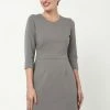 Madam-T Robe En Jersey - Grau