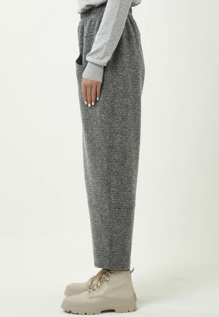 Madam-T HOSE RENE - Pantalon De Survêtement - Black 5 Madam-T HOSE RENE - Pantalon De Survêtement - Black – Image 5