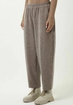 Madam-T HOSE VULA - Pantalon De Survêtement - Brown -Madam-T Soldes 2022 fded11ca83204896bc5efd70f456020a